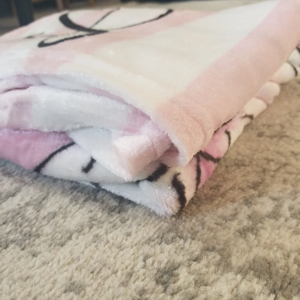 Disney Stripe Pink/White Aristocats Marie Throw Blanket Cat Soft Fleece